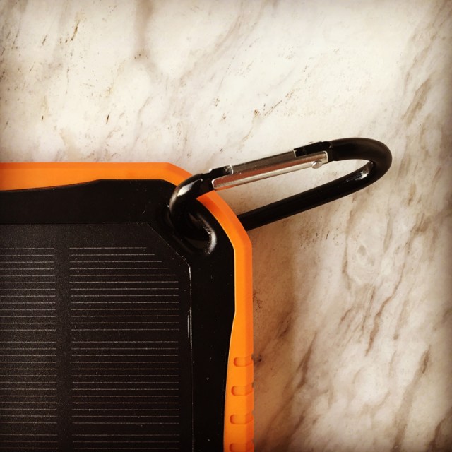 Sungzu_Solar_Charger_04