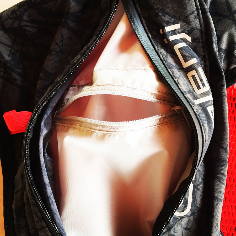 Kalenji_Trail_Running_Bag_10L_7900