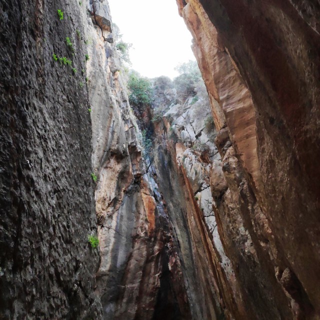 Climbing_Franchthi_Caves_Ermionida_Argolis_142418_491