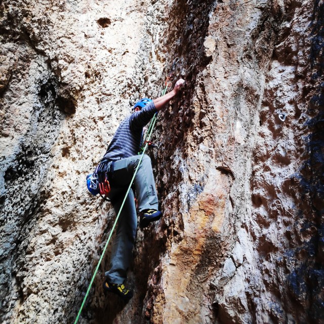 Climbing_Franchthi_Caves_Ermionida_Argolis_142539_909