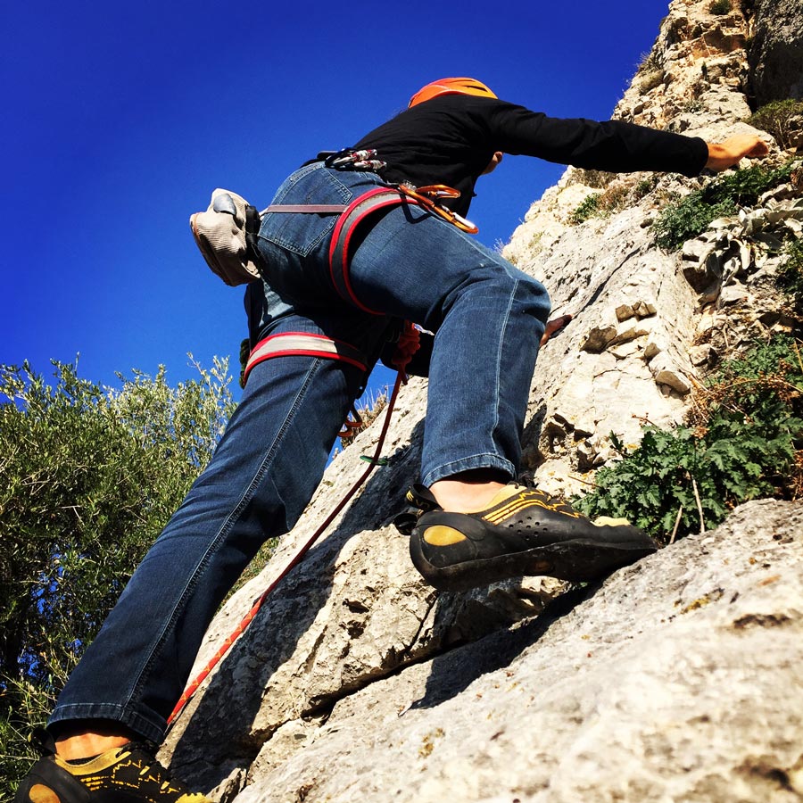 Climbing_Etos_Spata_Athens_Airport_2535