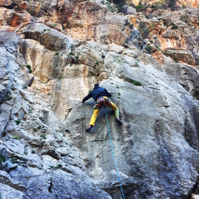 Climbing_Katafyki_Ermioni_Argolis_2309