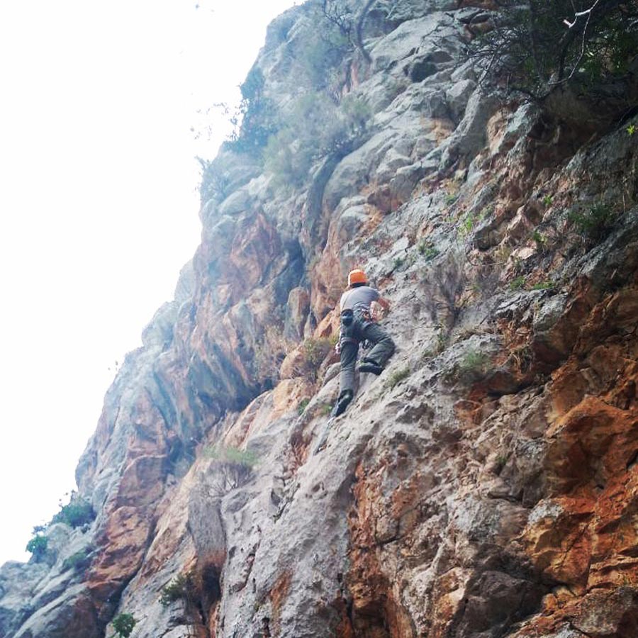 Climbing_Katafyki_Ermioni_Argolis_2314