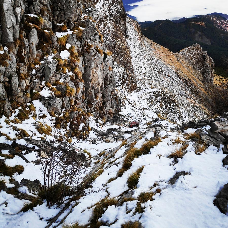 Winter_Climb_Tzoumerka_Athamanika_Stroggoula_Agrofylakas_Couloir_20181222_172516_909