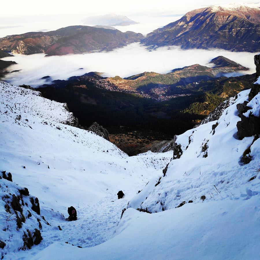 Winter_Climb_Tzoumerka_Athamanika_Stroggoula_Agrofylakas_Couloir_20181222_173001_024