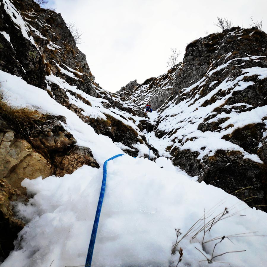 Winter_Climb_Tzoumerka_Athamanika_Stroggoula_Agrofylakas_Couloir_20181222_173747_170