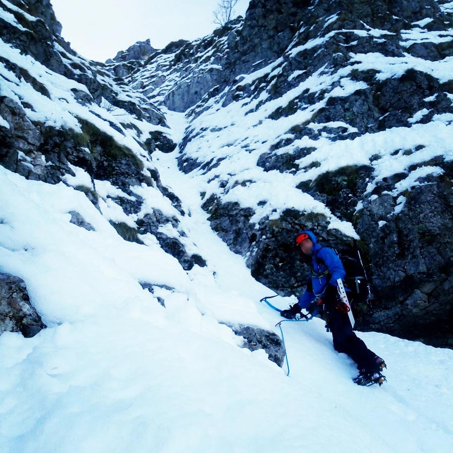 Winter_Climb_Tzoumerka_Athamanika_Stroggoula_Agrofylakas_Couloir_20181224_092919_427