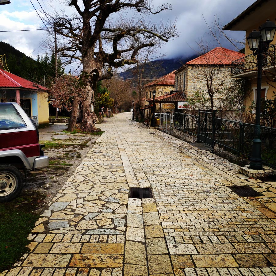 Gardiki-Zarouchla-Aroania-Arete-Helmos_20181210_070937_703
