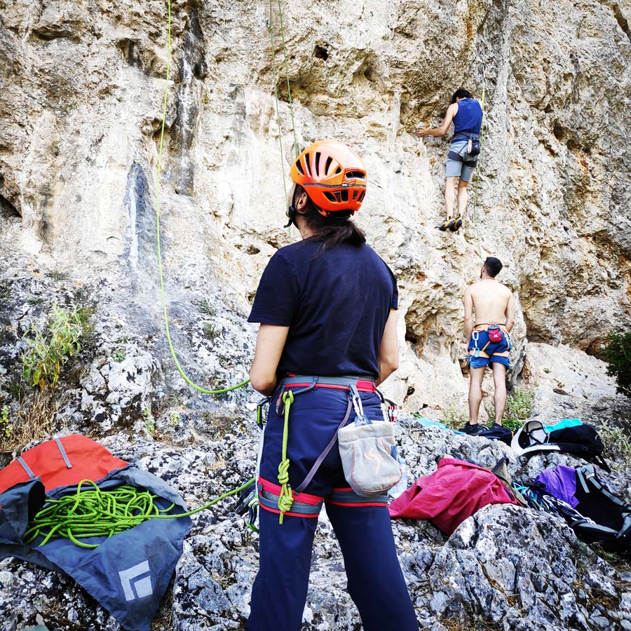 Climbing_Korakofolia_Parnitha__081802_648