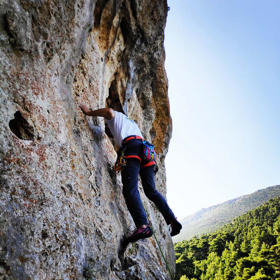 Climbing_Korakofolia_Parnitha__081927_824