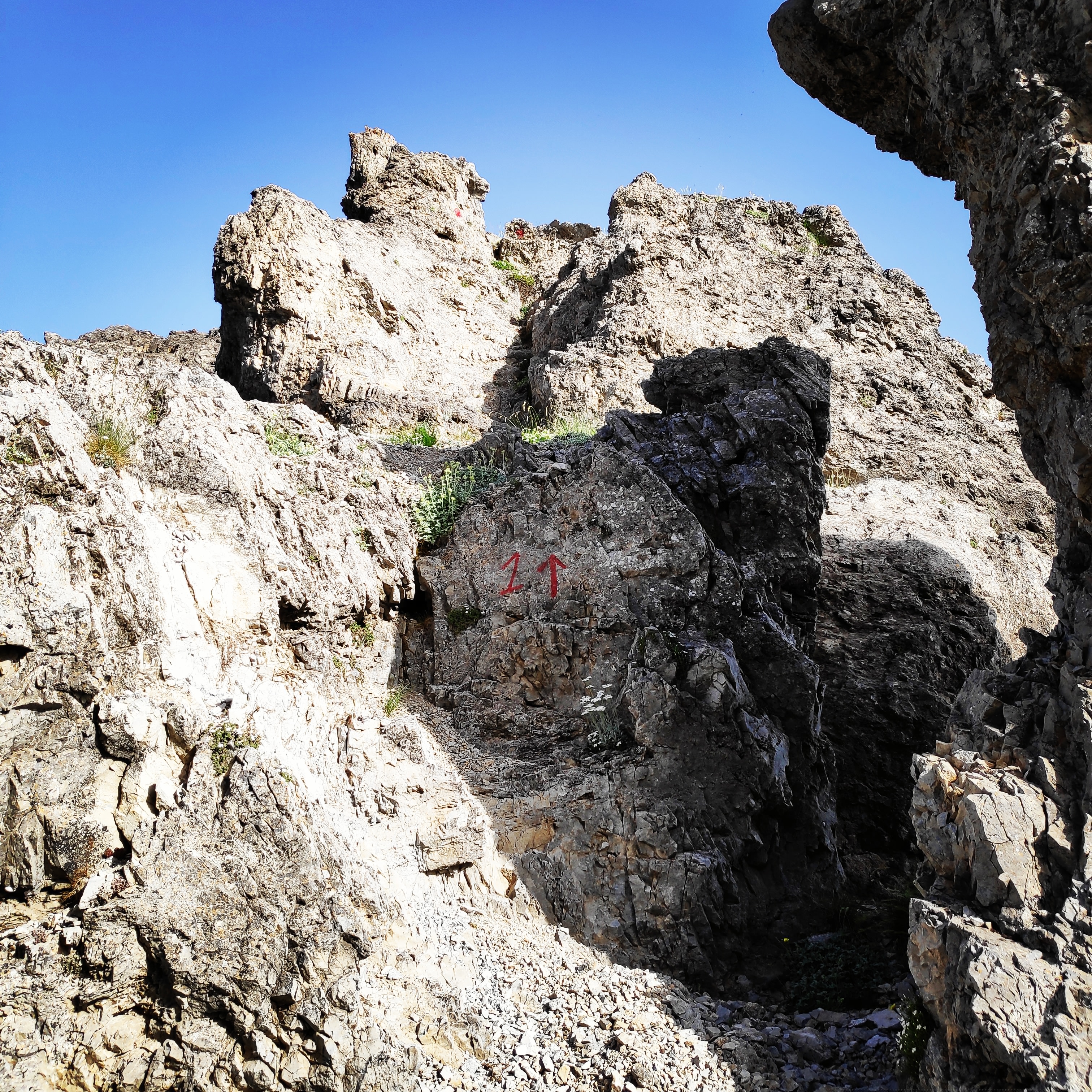 Traverse_Chelmos_Helmos_Arete_081953_472