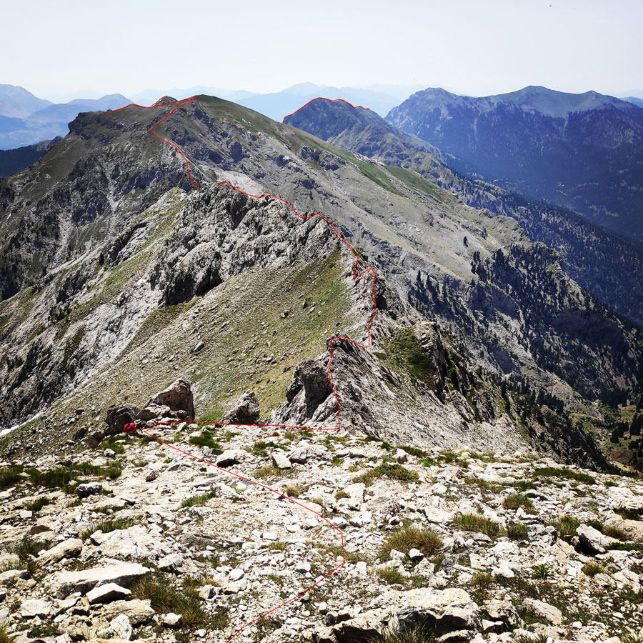 Traverse_Chelmos_Helmos_Arete_082430_712