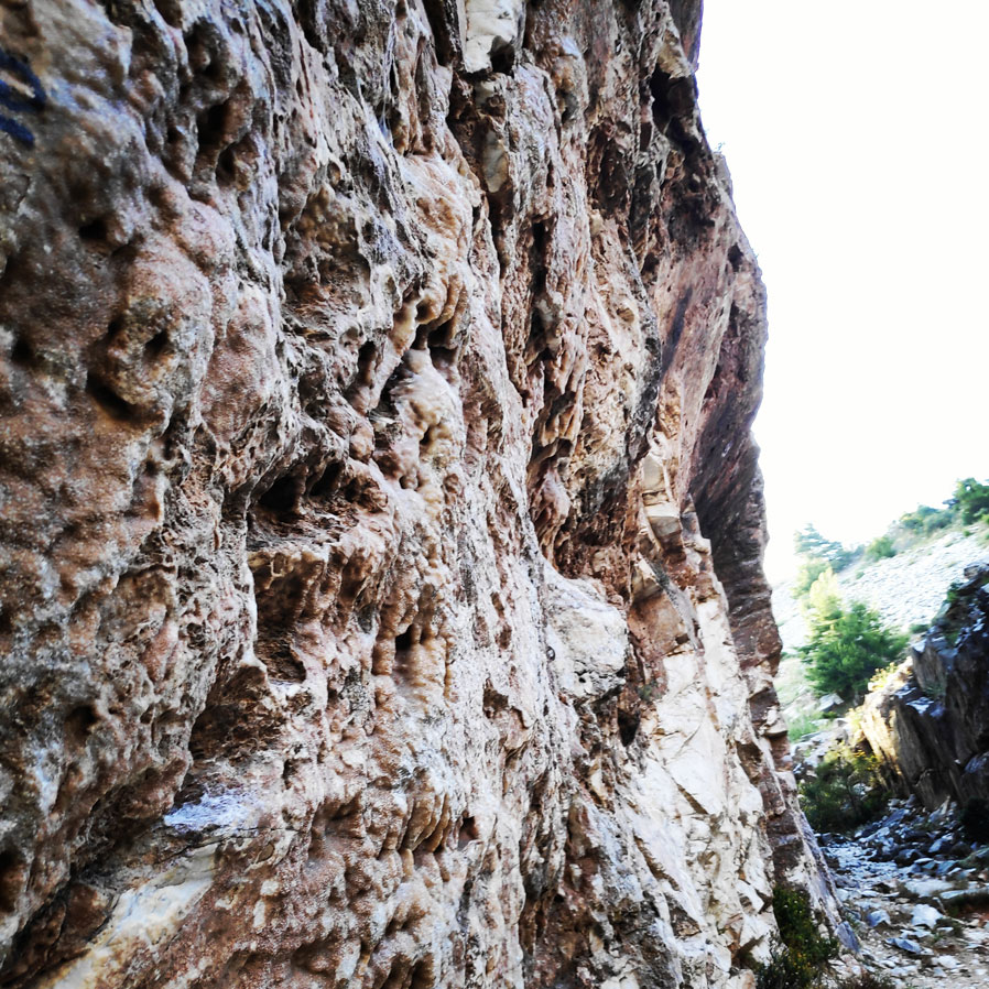 Climbing_Sibligades_Penteli_Athens_130352_979