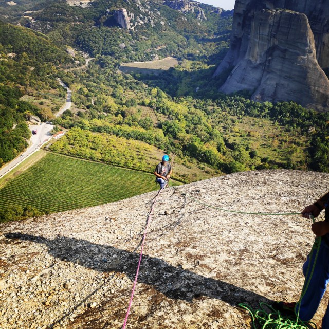 Climbing_Meteora_Doupiani_Rock_085911_694