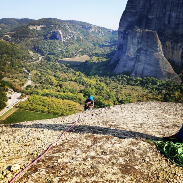 Climbing_Meteora_Doupiani_Rock_090027_172