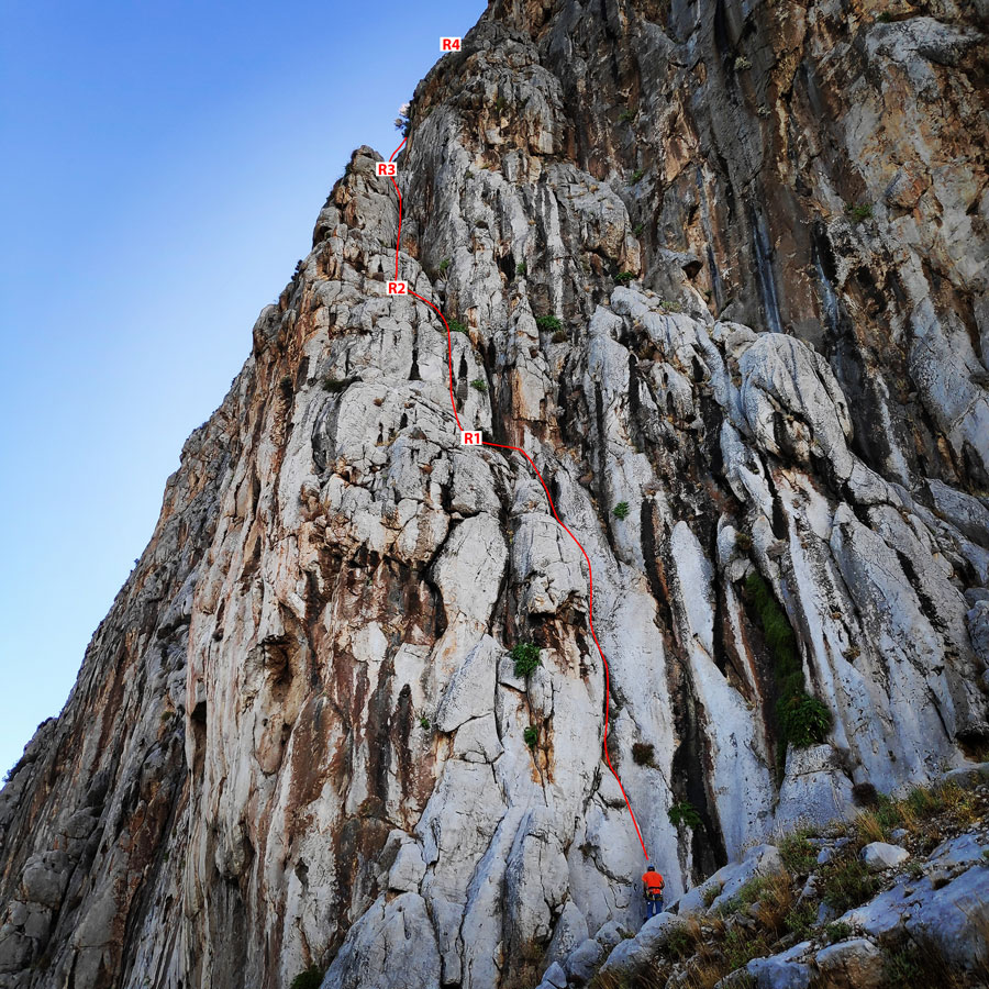 Climbing_Varasova_070106_040_b