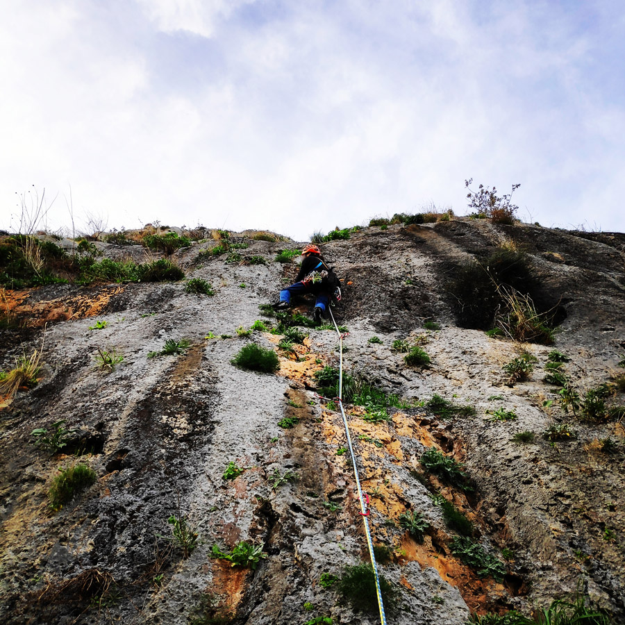 Multi-Pitch_Climb_Pegasus_Solomos_175154_210
