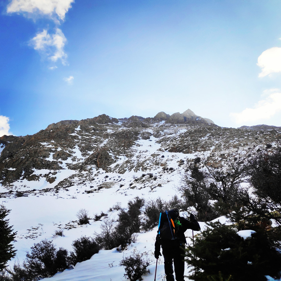 Hiking_Climbing_Kyllini_Ziria_Profitis_Elias_Peak_104713_328