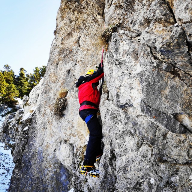 Alpine_Climb_Parnassos_Gerontovrachos_084807_816