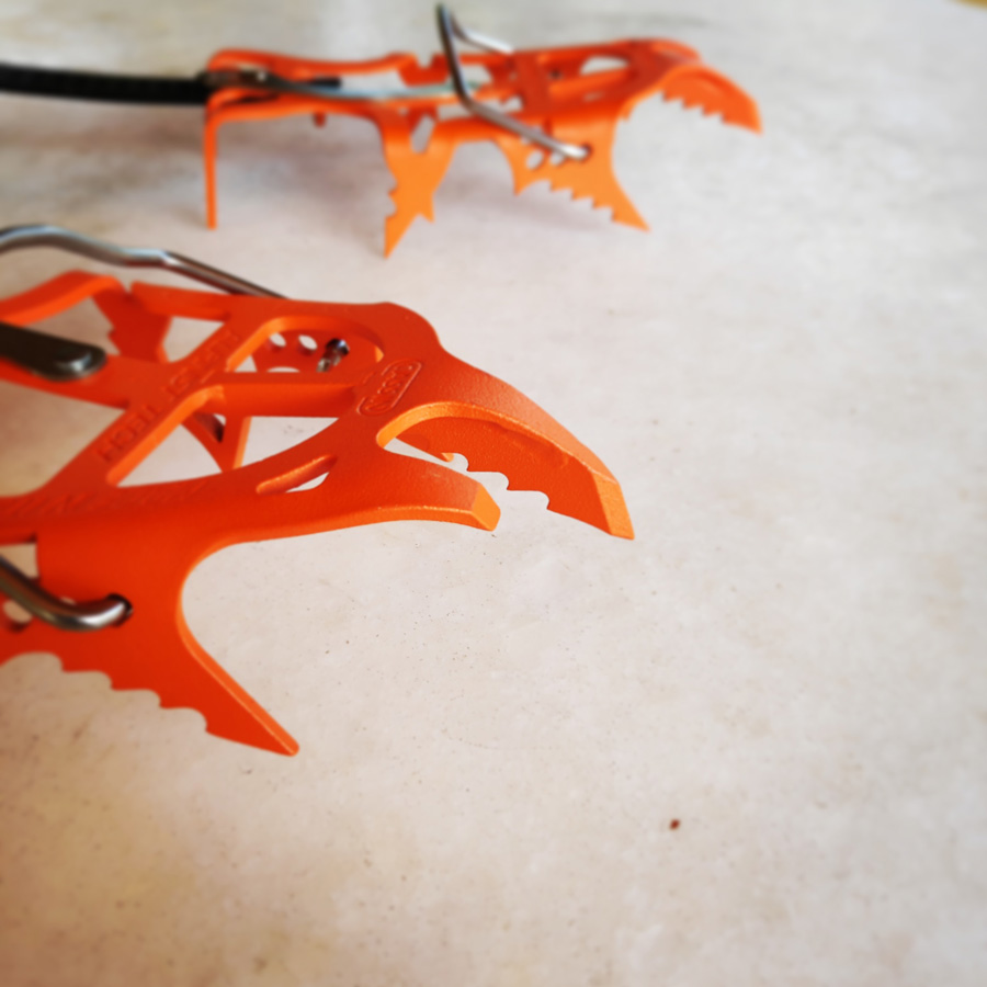 Cassin_Alpinist_Tech_Crampon_Review_121301_069