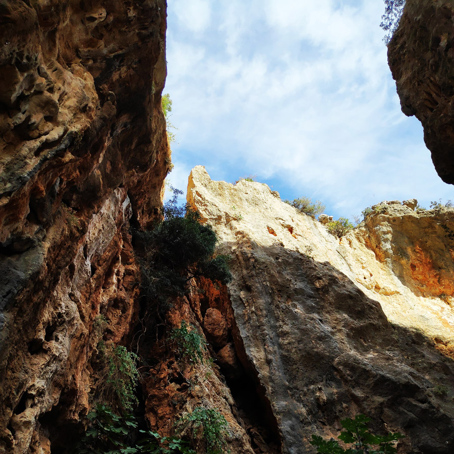 Climbing_Leonidio_Mini_Canyon_072540_743
