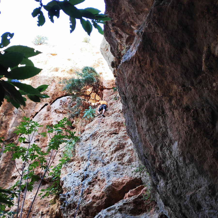 Climbing_Leonidio_Mini_Canyon_073457_827