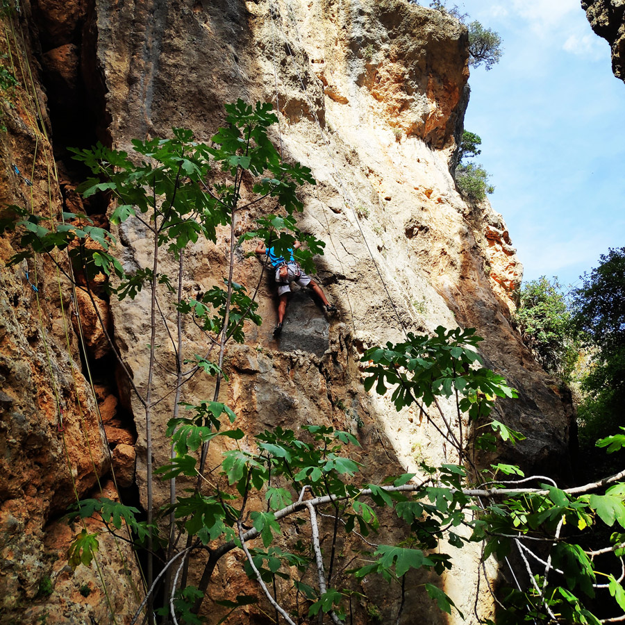 Climbing_Leonidio_Mini_Canyon_082313_666