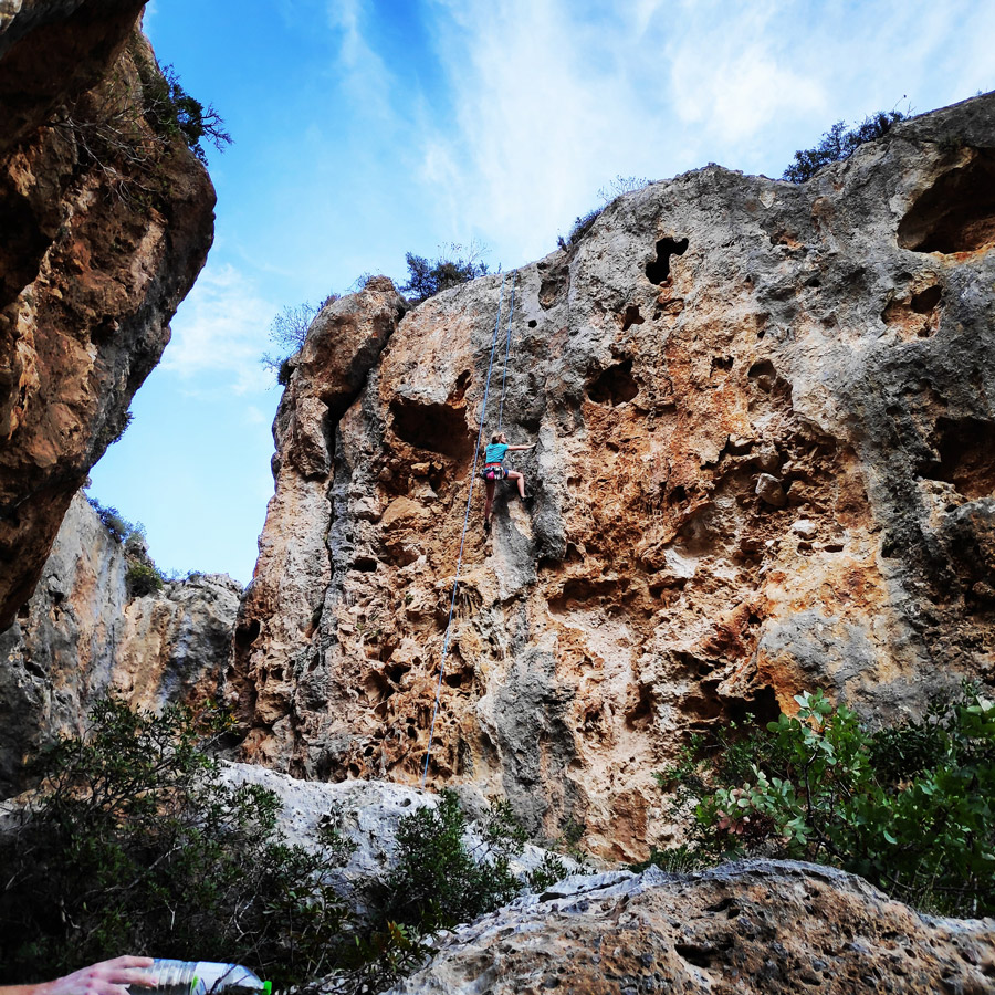 Climbing_Leonidio_Mini_Canyon_082749_334
