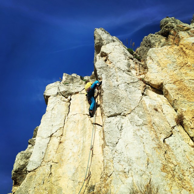 Climbing_Castle_Thermisia_Kastro_Ermionida_Greece_102940_009