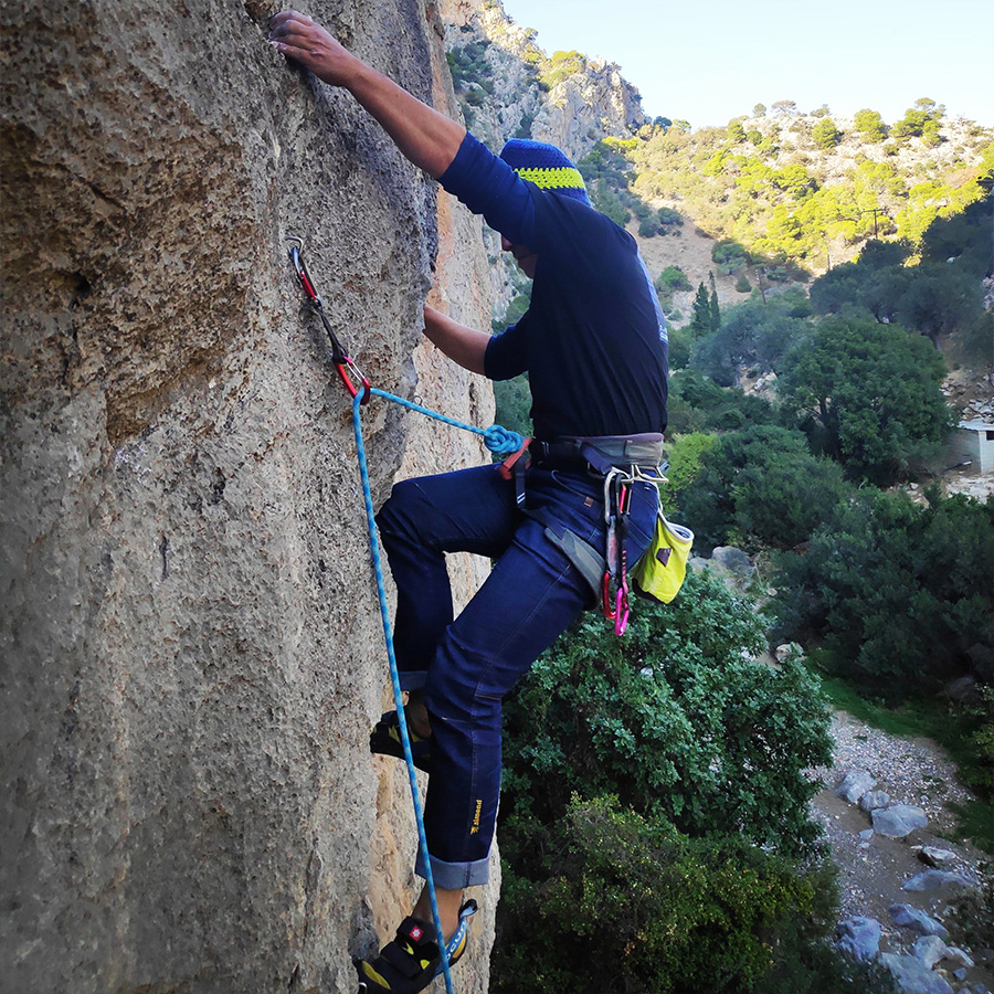 Climbing_Katafyki_Gorge_Update_14