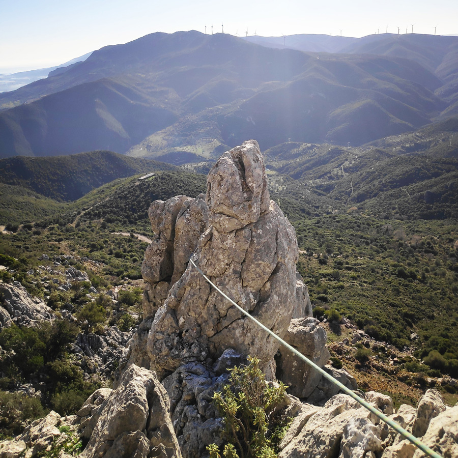 Climbing_South-East_Ridge_Ortholithi_Long_Run_161222_457