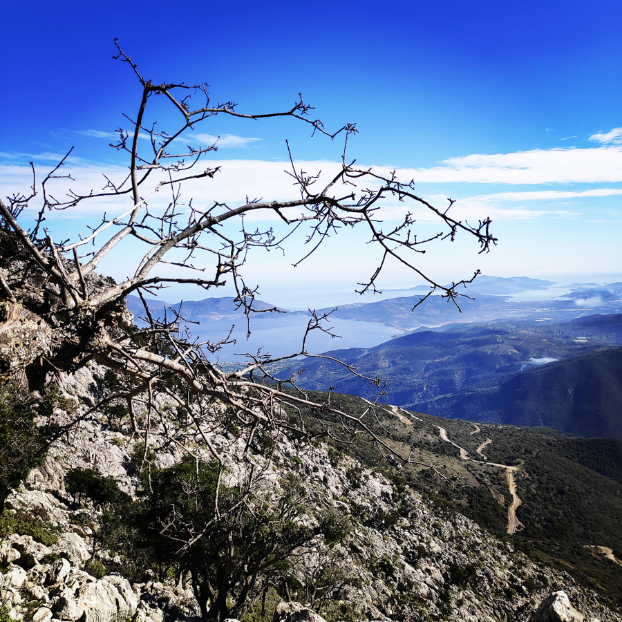 Climbing_South-East_Ridge_Ortholithi_Long_Run_163143_818