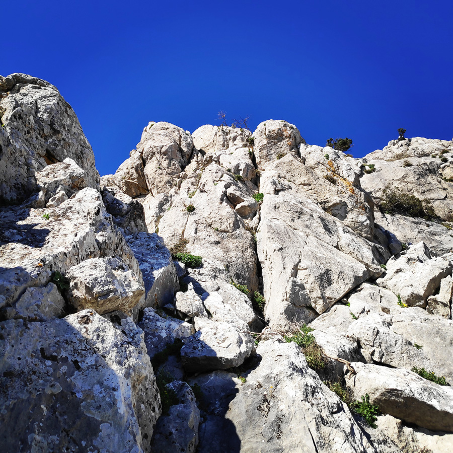 Climbing_South-East_Ridge_Ortholithi_Long_Run_163430_038