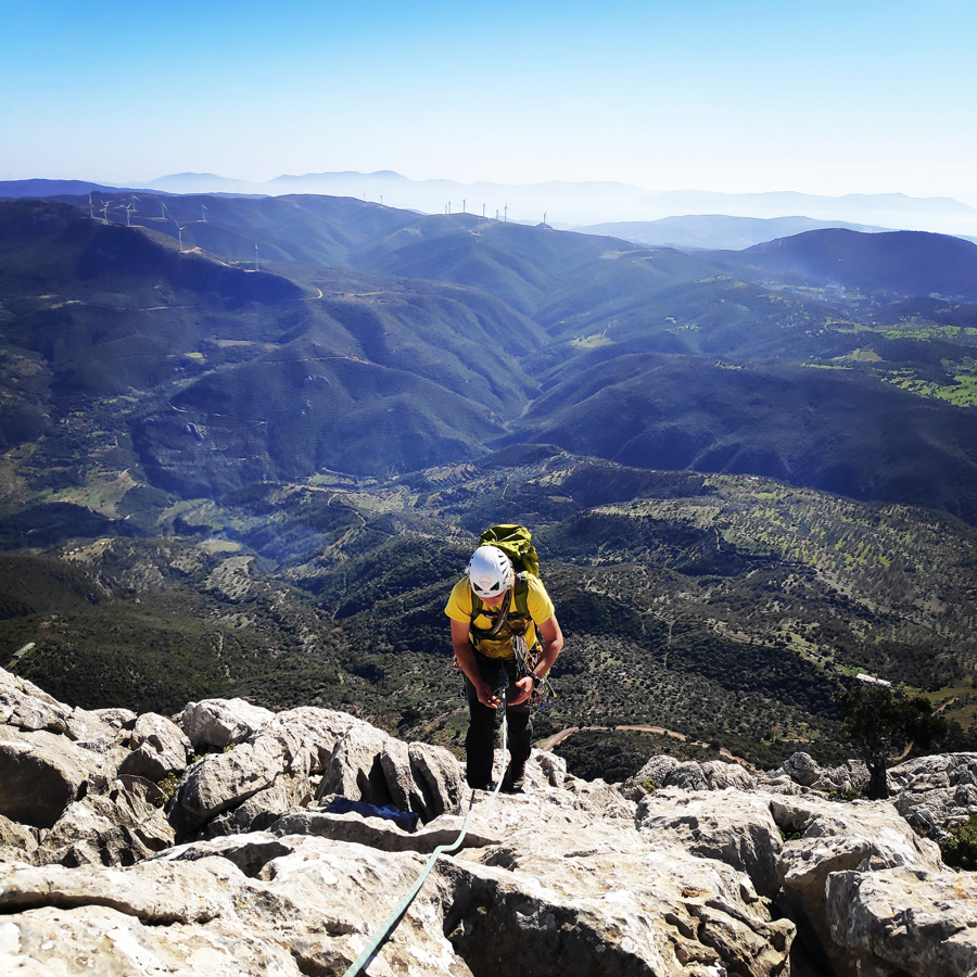 Climbing_South-East_Ridge_Ortholithi_Long_Run_163736_235