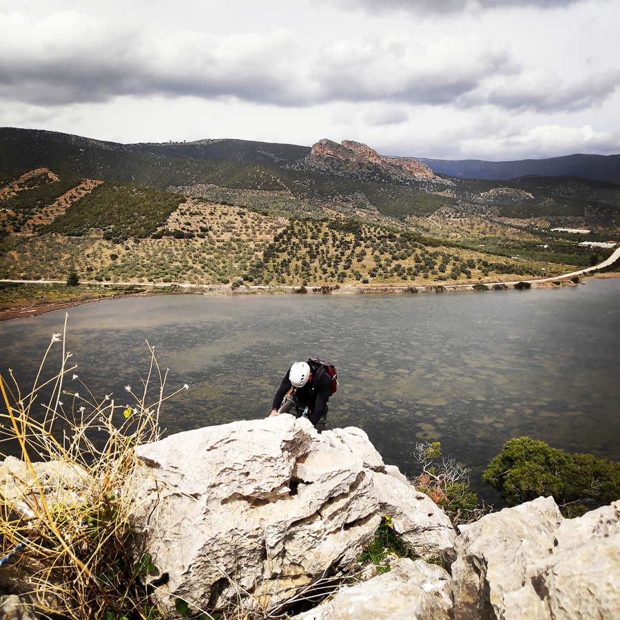 Climbing_Thermisia_Lagoon_Lizard_Route_171102_000