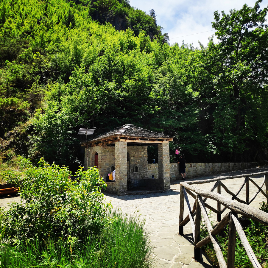 Mount_Tymfi_Pindos_North_Side_Thru-Hike_Part1_Konitsa_Moni_Stomiou_Sadi_Mygas_161957_394