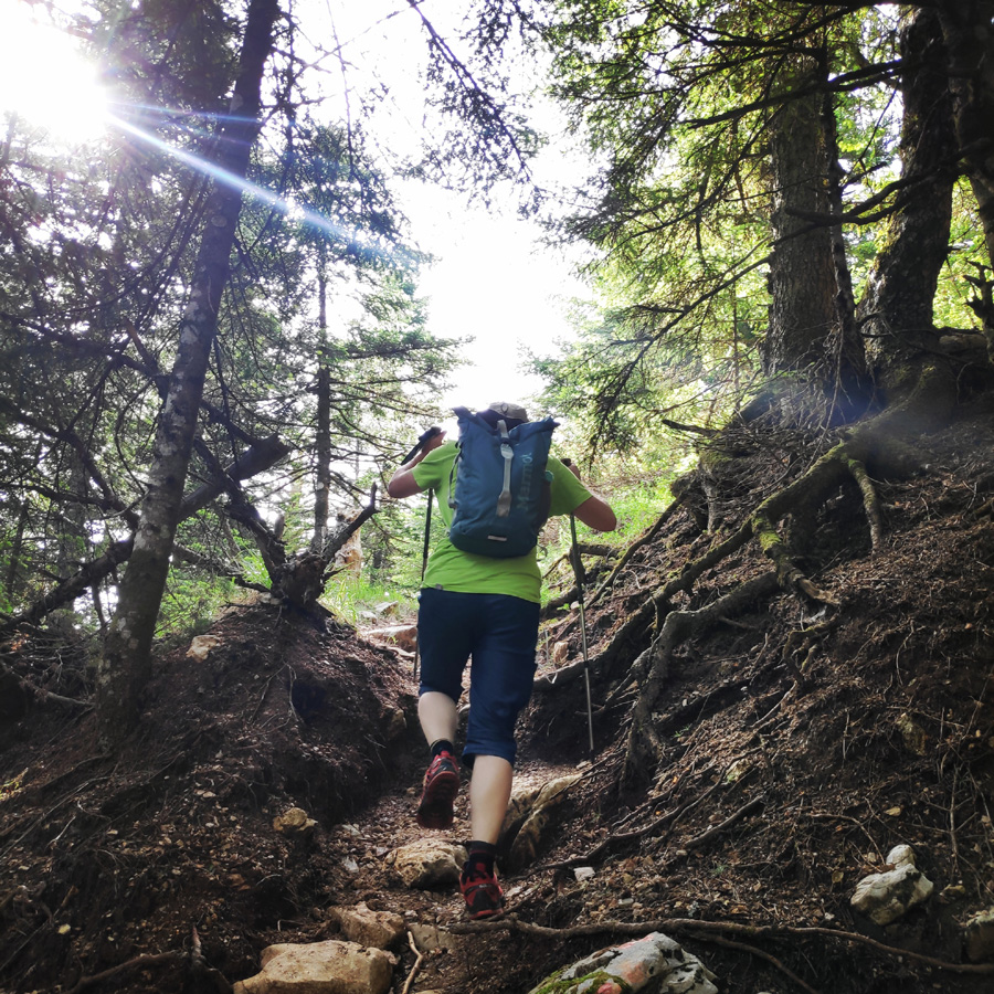 Hiking_in_Tzoumerka_Athamanika_Pramanta_Kefalovriso_Waterafall_Melissourgoi_184751_471