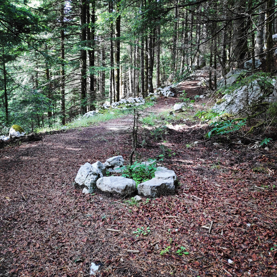 Hiking_in_Tzoumerka_Athamanika_Pramanta_Kefalovriso_Waterafall_Melissourgoi_185026_488