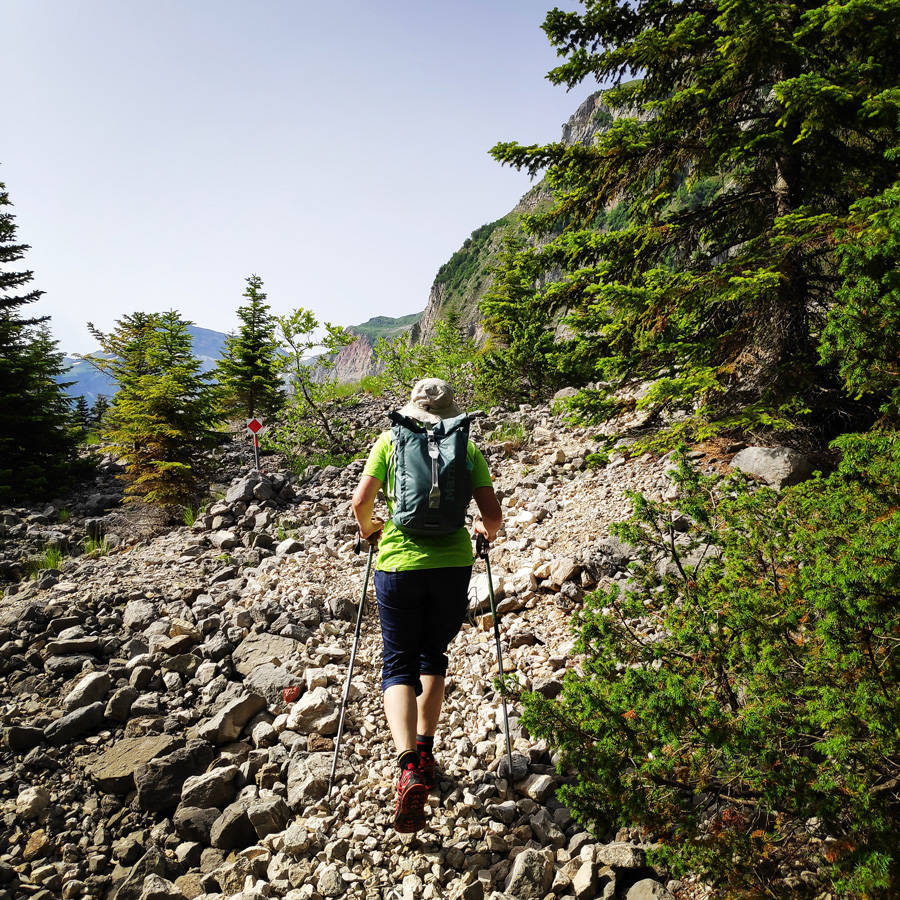 Hiking_in_Tzoumerka_Athamanika_Pramanta_Kefalovriso_Waterafall_Melissourgoi_185228_678