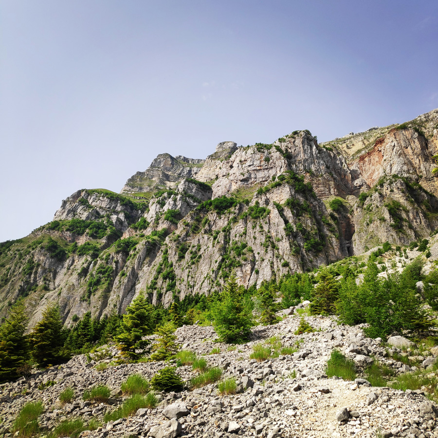 Hiking_in_Tzoumerka_Athamanika_Pramanta_Kefalovriso_Waterafall_Melissourgoi_185354_205