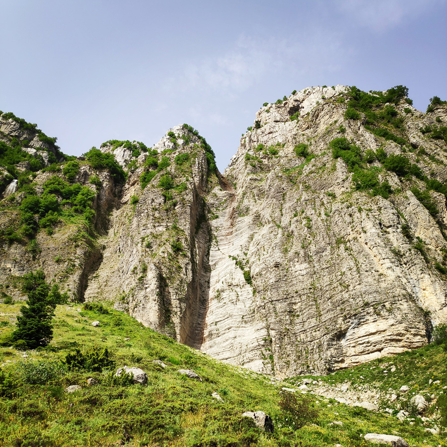 Hiking_in_Tzoumerka_Athamanika_Pramanta_Kefalovriso_Waterafall_Melissourgoi_190315_718