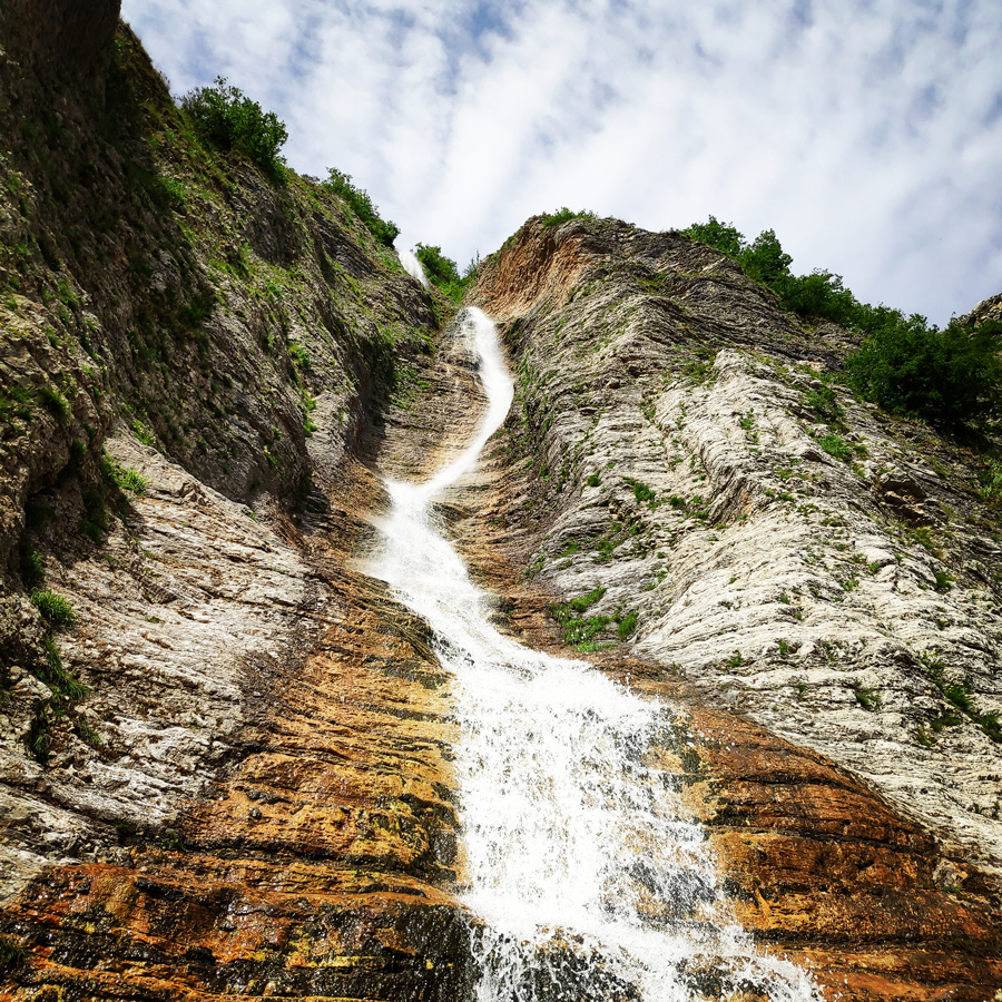 Hiking_in_Tzoumerka_Athamanika_Pramanta_Kefalovriso_Waterafall_Melissourgoi_191231_097