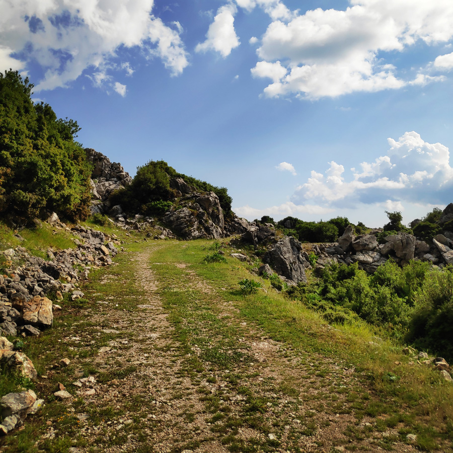Hiking_in_Tzoumerka_Athamanika_Waterafalls_065258_093