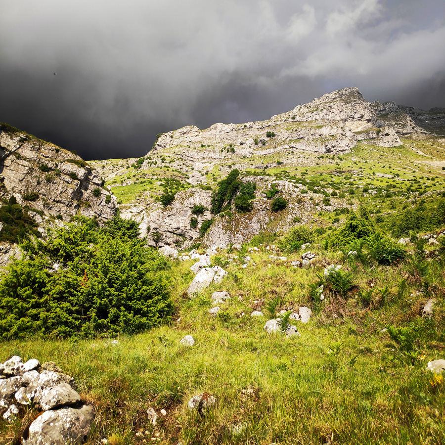 Hiking_in_Tzoumerka_Athamanika_Waterafalls_065936_622