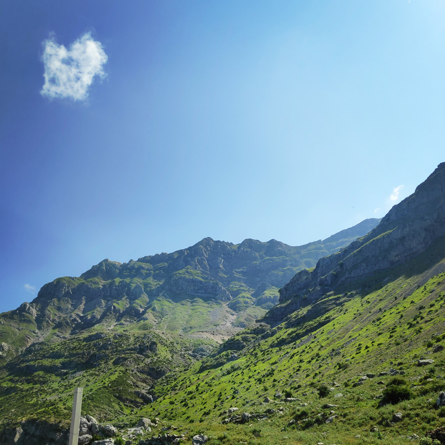 Hiking_in_Tzoumerka_Athamanika_Waterafalls_072046_172