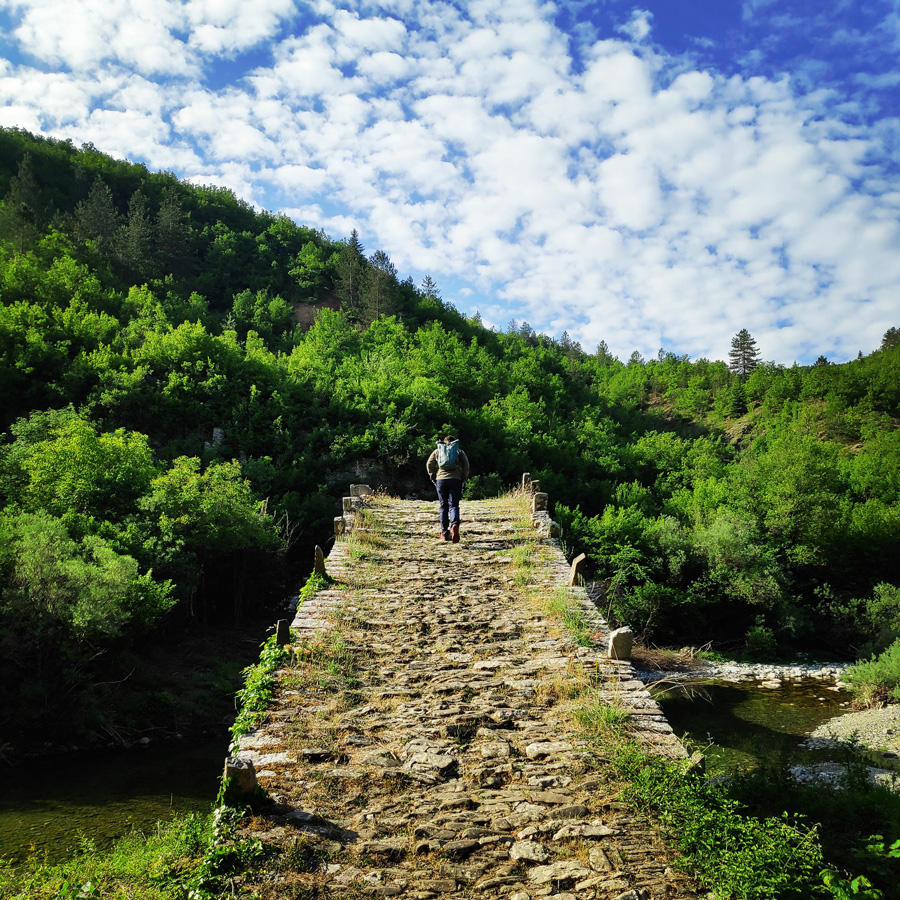 Hiking_Zagori_Villages_Bridges_Zagorochoria_212322_108
