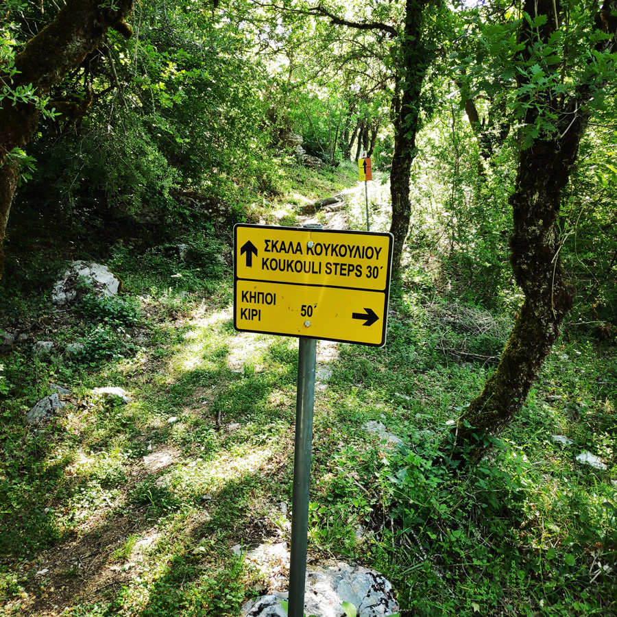 Hiking_Zagori_Villages_Bridges_Zagorochoria_213521_763