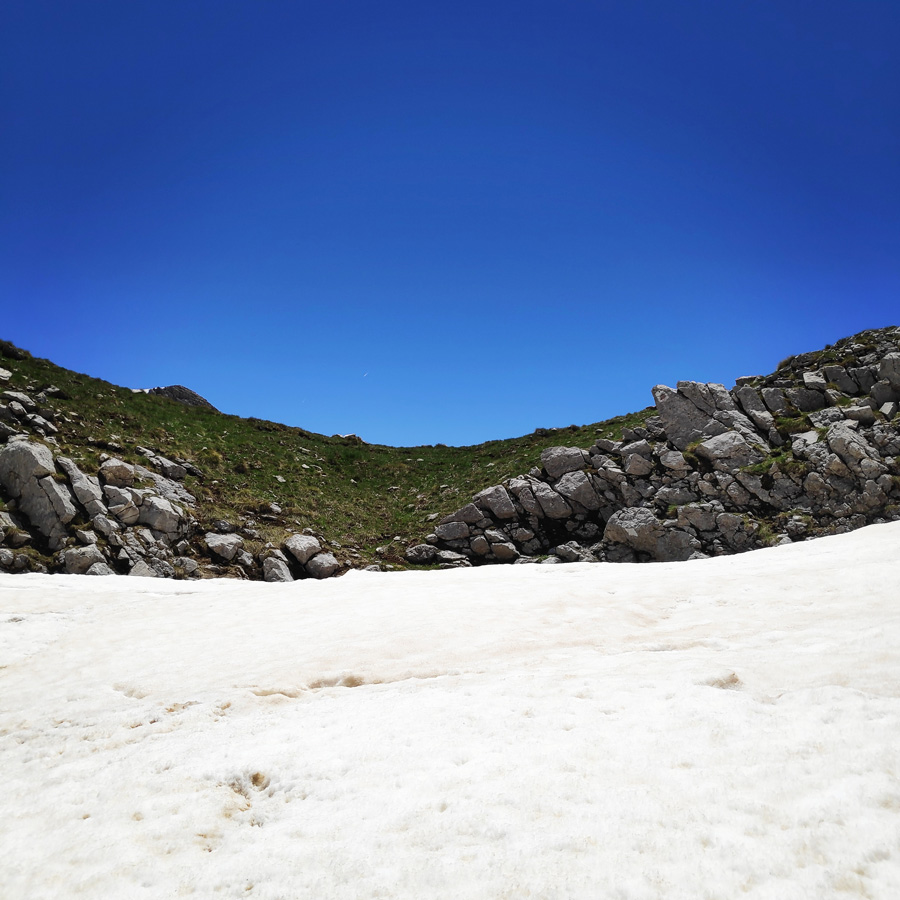 Mount_Tymfi_Pindos_North_Side_Thru-Hike_Part2_Sadi_Migas_Karteros_Pass_Astraka_Refuge_082842_090