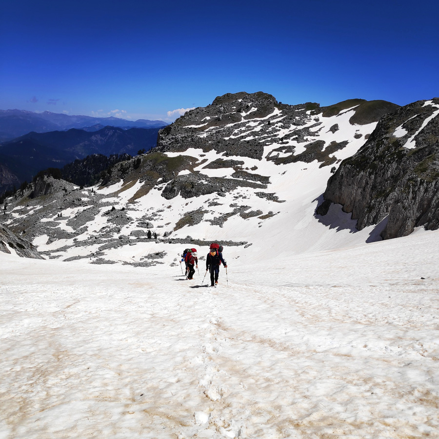 Mount_Tymfi_Pindos_North_Side_Thru-Hike_Part2_Sadi_Migas_Karteros_Pass_Astraka_Refuge_083304_699