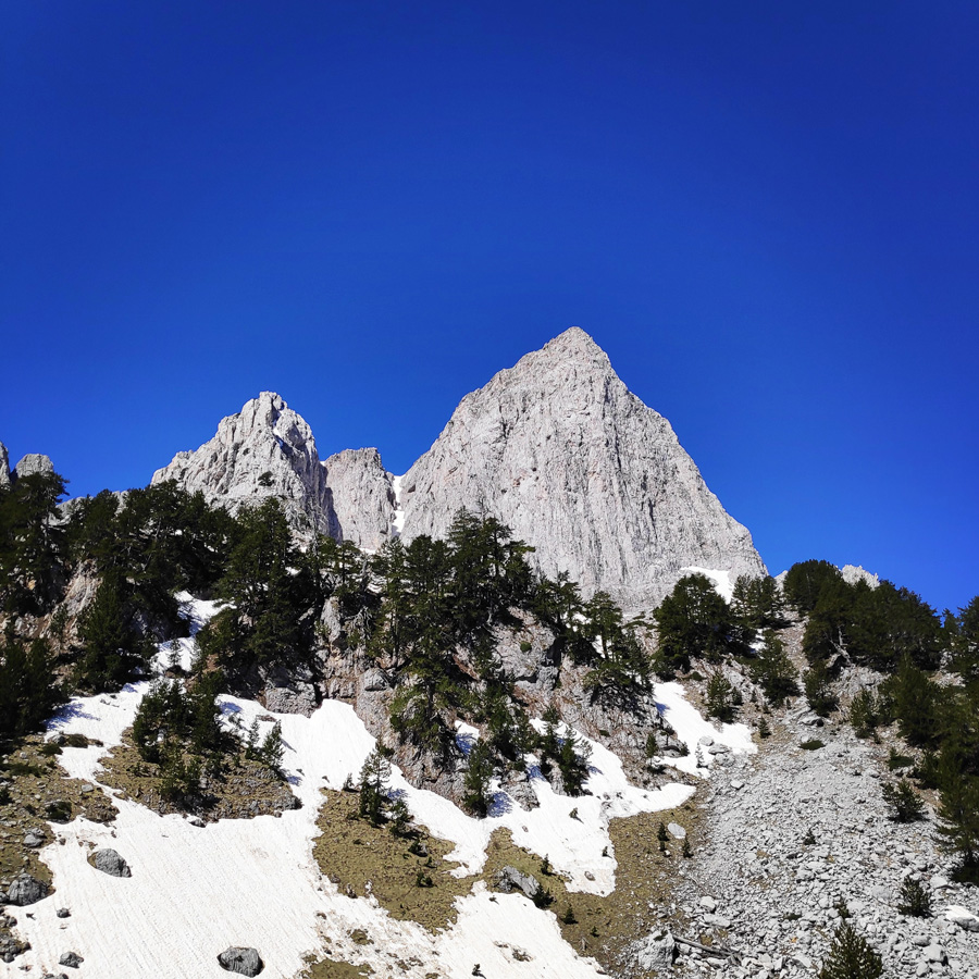 Mount_Tymfi_Pindos_North_Side_Thru-Hike_Part2_Sadi_Migas_Karteros_Pass_Astraka_Refuge_083619_074